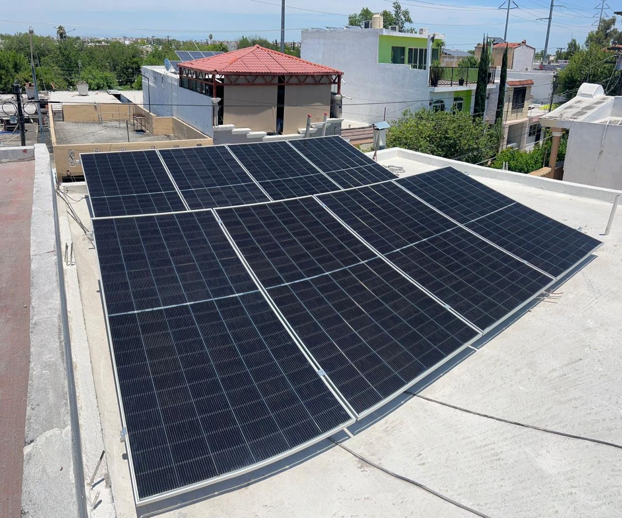 Proyecto residencial de energía solar realizado por Grupo Domocilia